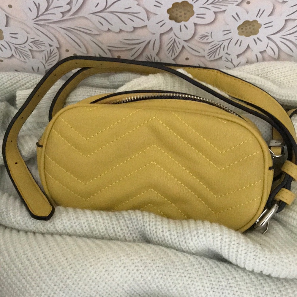 Neon yellow fanny pack